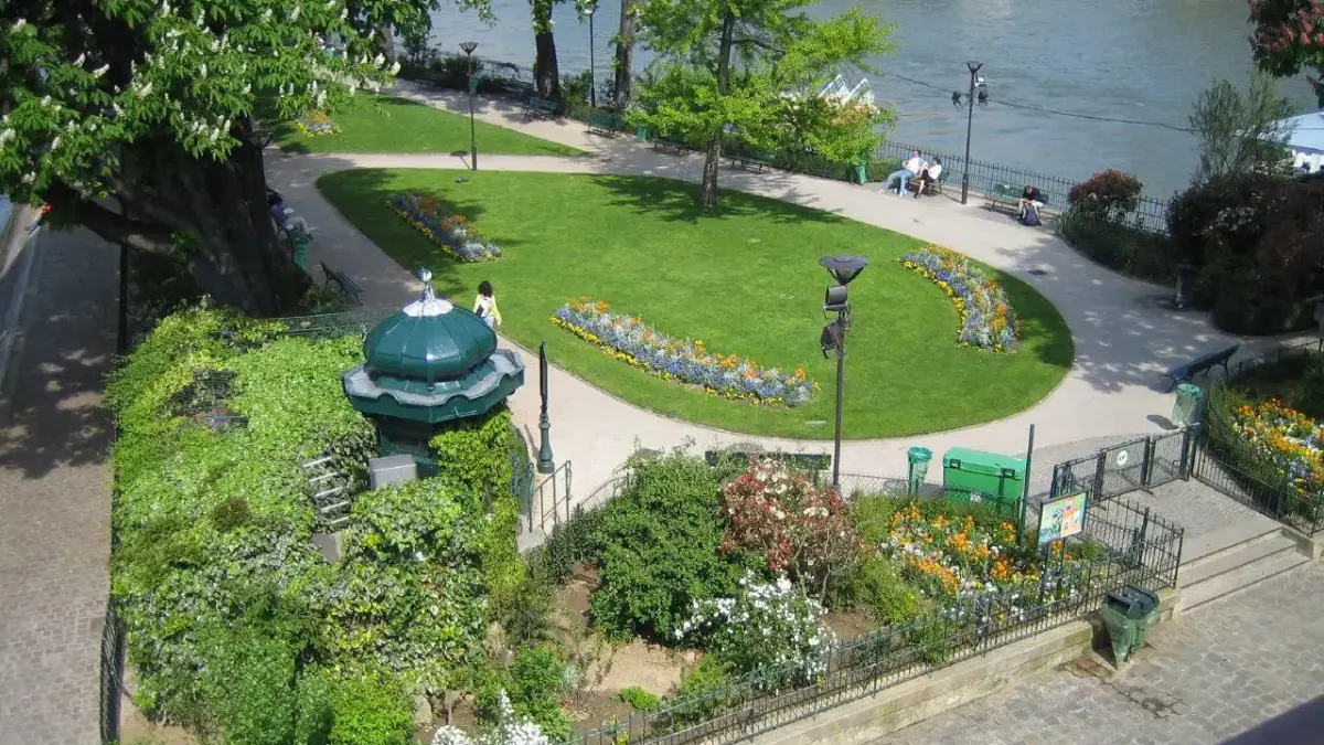 Square du Vert-Galant in Paris